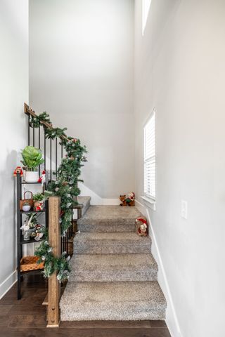 1055 Appaloosa Way, Gallatin, TN 37066