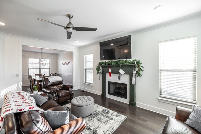 1055 Appaloosa Way, Gallatin, TN 37066