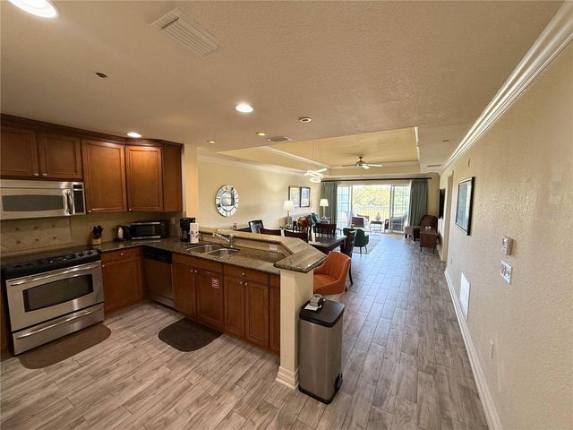 7610 CABANA COURT 302, Reunion, FL 34747