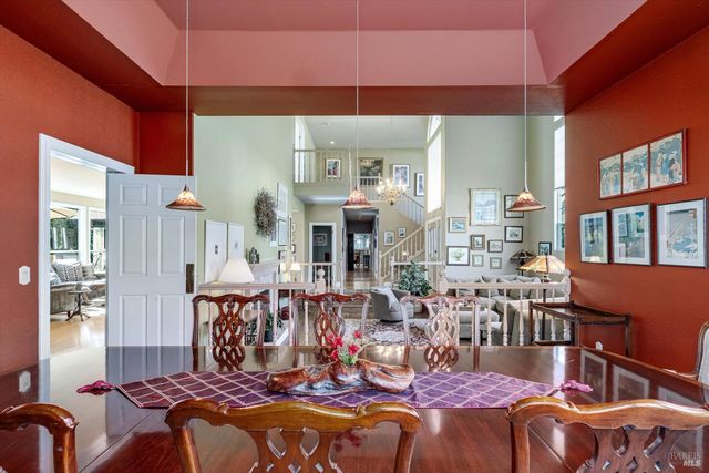 934 Fairway Dr, Sonoma, CA 95476