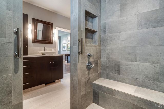 934 Fairway Dr, Sonoma, CA 95476