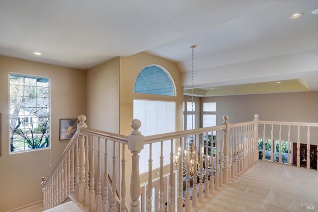 934 Fairway Dr, Sonoma, CA 95476