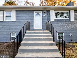 5812 SUITLAND RD #(MAIN LEVEL), Suitland, MD 20746