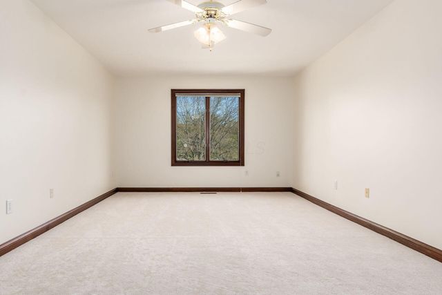 10900 Buckingham Place, Powell, OH 43065