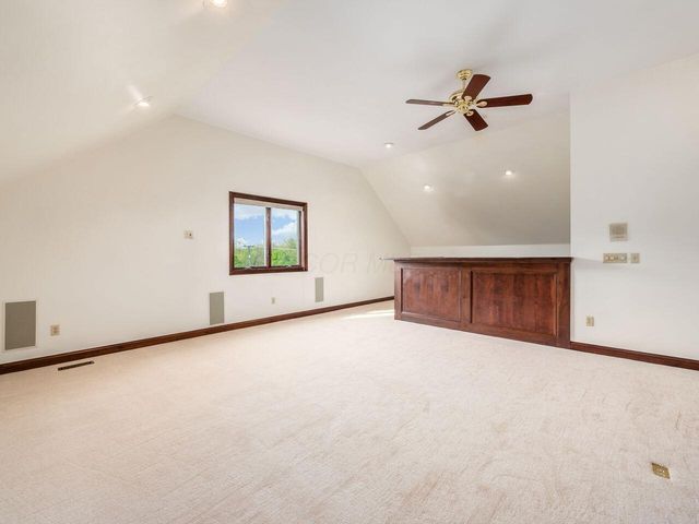 10900 Buckingham Place, Powell, OH 43065