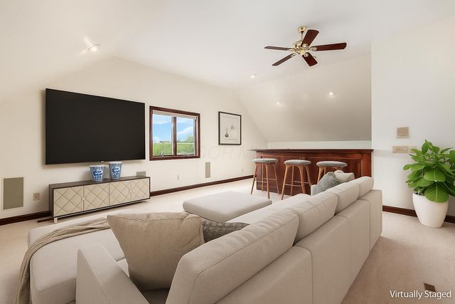 10900 Buckingham Place, Powell, OH 43065