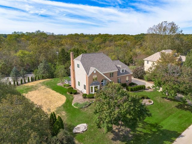 10900 Buckingham Place, Powell, OH 43065