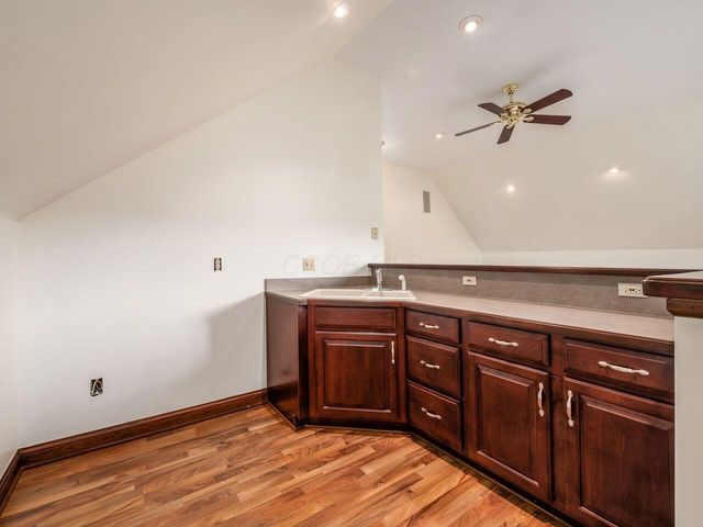 10900 Buckingham Place, Powell, OH 43065