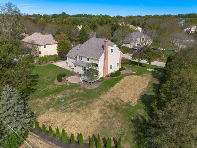 10900 Buckingham Place, Powell, OH 43065