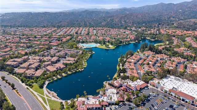 21 Calle Vaqueta, Rancho Santa Margarita, CA 92688