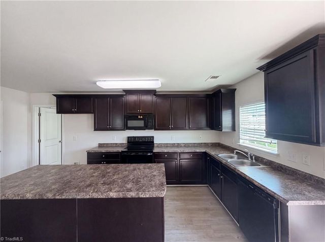 6800 Olivia Court, Whitsett, NC 27377