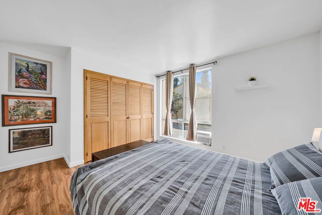 Image 12 of property listing at 6199 Canterbury Drive 102, Culver City, CA 90230