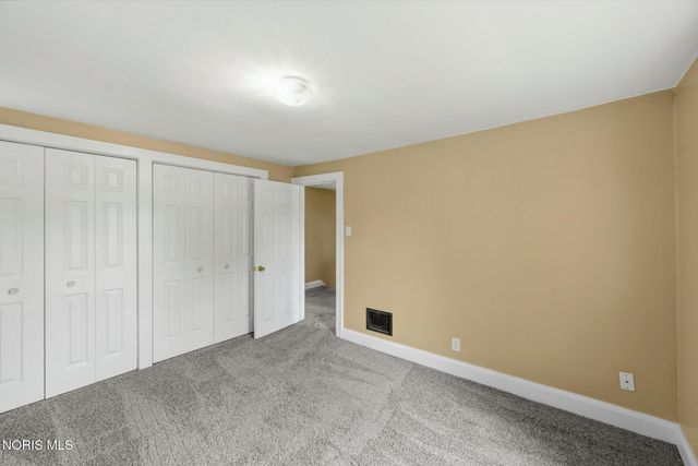 3004 Starr Avenue, Oregon, OH 43616