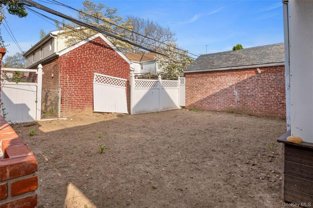 73-33 188th Street, Fresh Meadows, NY 11366