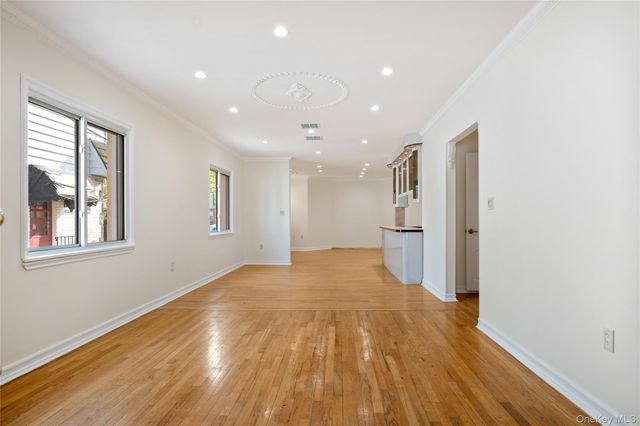 73-33 188th Street, Fresh Meadows, NY 11366