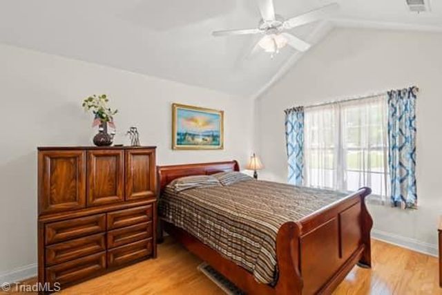 23 Pitlockry Place, Greensboro, NC 27407