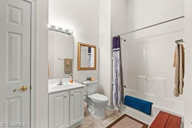 23 Pitlockry Place, Greensboro, NC 27407