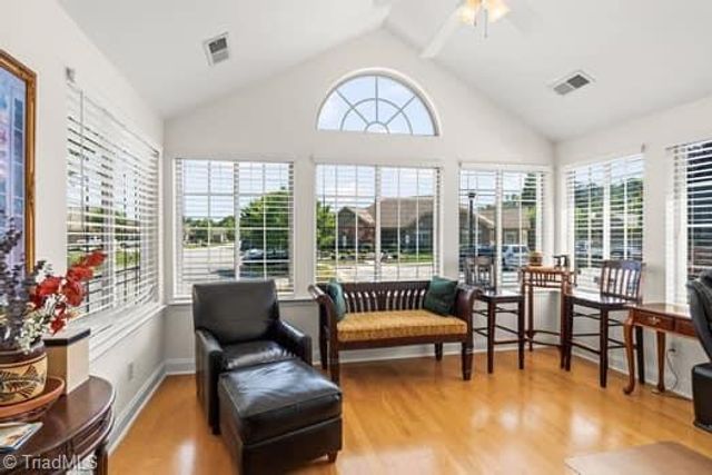 23 Pitlockry Place, Greensboro, NC 27407