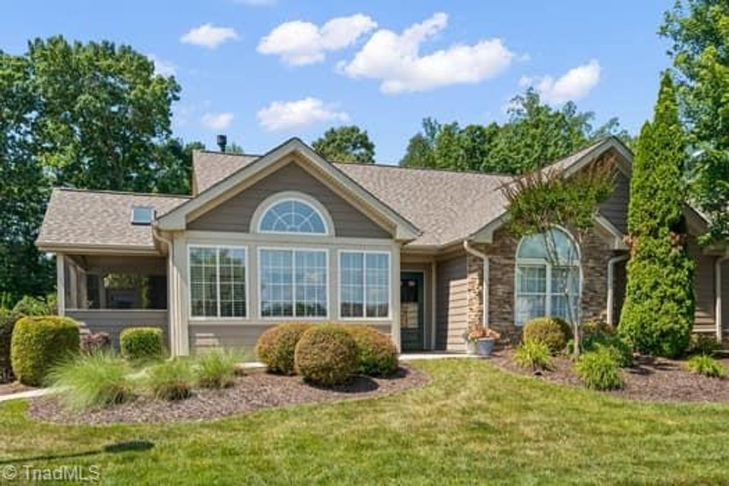 23 Pitlockry Place, Greensboro, NC 27407