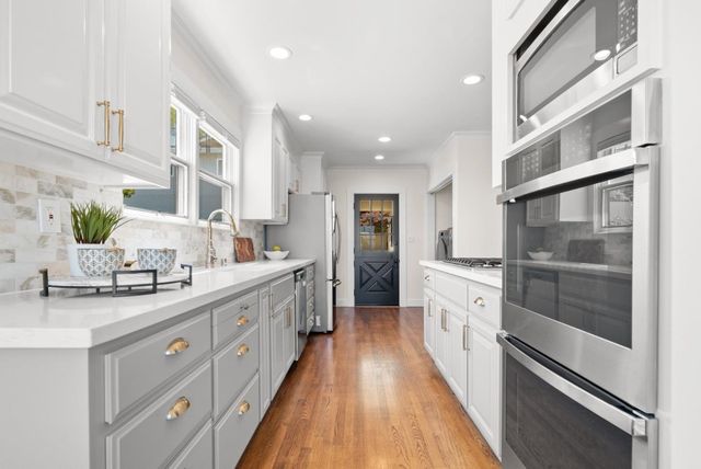 1418 Escalona Drive, Santa Cruz, CA 95060