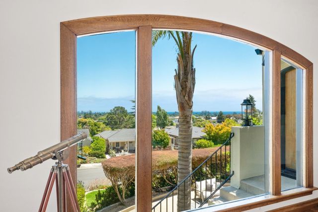 1418 Escalona Drive, Santa Cruz, CA 95060