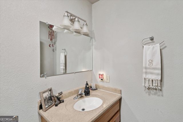 991 Johnny Brannen Road, Statesboro, GA 30458