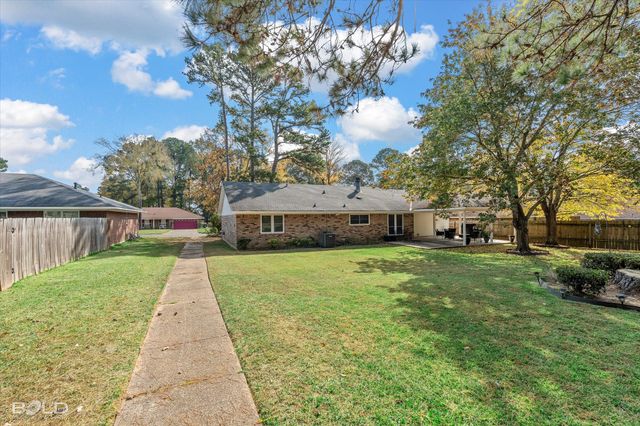 6128 N Weatherby Drive, Shreveport, LA 71129