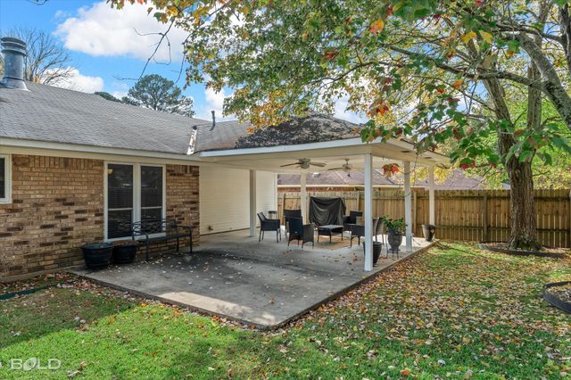 6128 N Weatherby Drive, Shreveport, LA 71129