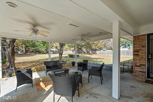 6128 N Weatherby Drive, Shreveport, LA 71129