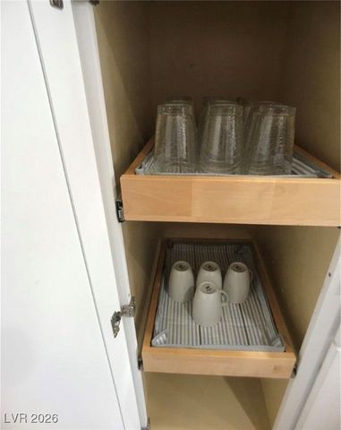 6348 Greyhawk Avenue, Las Vegas, NV 89108