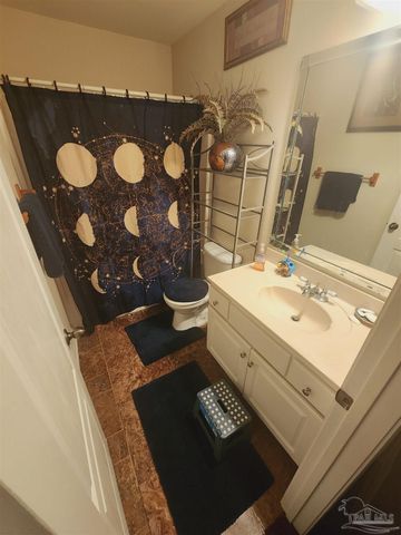 1265 Mazurek Blvd, Pensacola, FL 32514