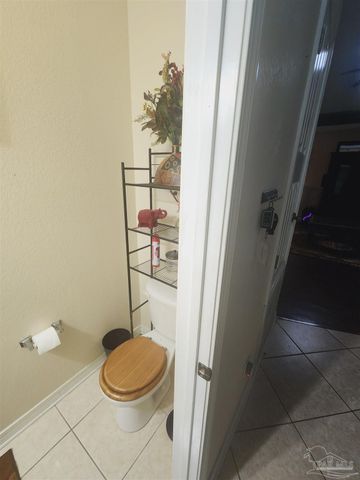 1265 Mazurek Blvd, Pensacola, FL 32514