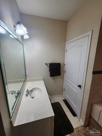 1265 Mazurek Blvd, Pensacola, FL 32514