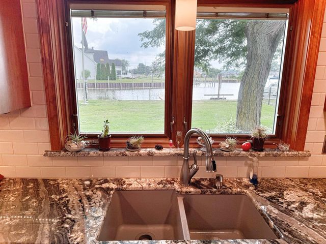 32160 S River Road, Harrison Twp, MI 48045