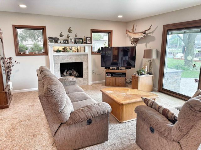 32160 S River Road, Harrison Twp, MI 48045