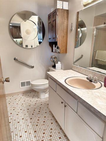 32160 S River Road, Harrison Twp, MI 48045