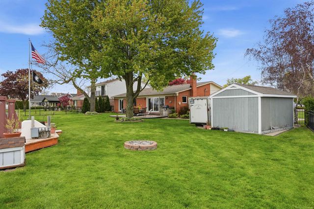 32160 S River Road, Harrison Twp, MI 48045