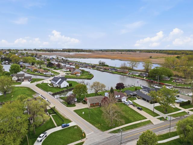 32160 S River Road, Harrison Twp, MI 48045