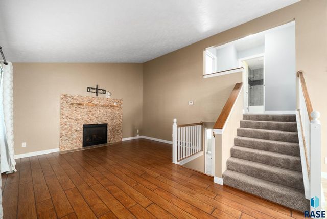 5404 W Chelsea Dr Drive, Sioux Falls, SD 57106