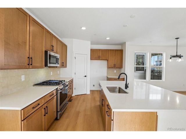 1879 Chestnut Ave, Erie, CO 80516
