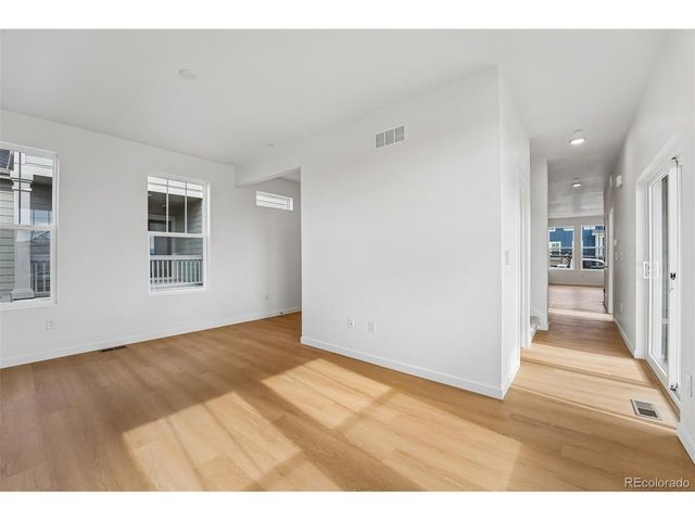 1879 Chestnut Ave, Erie, CO 80516