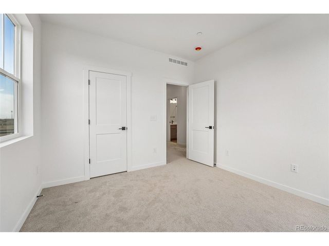 1879 Chestnut Ave, Erie, CO 80516