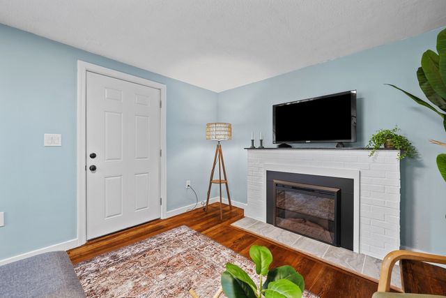 217 W Main Street, Northborough, MA 01532