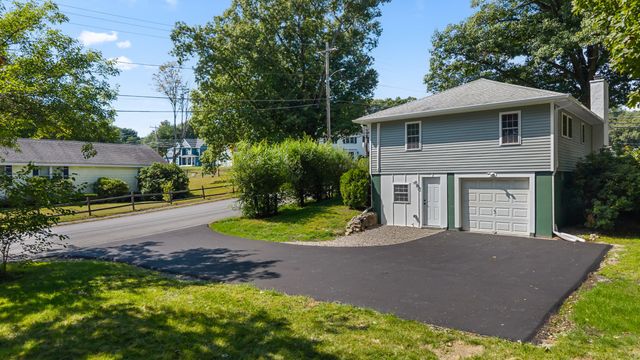 217 W Main Street, Northborough, MA 01532