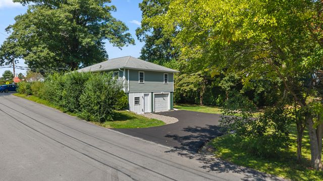 217 W Main Street, Northborough, MA 01532