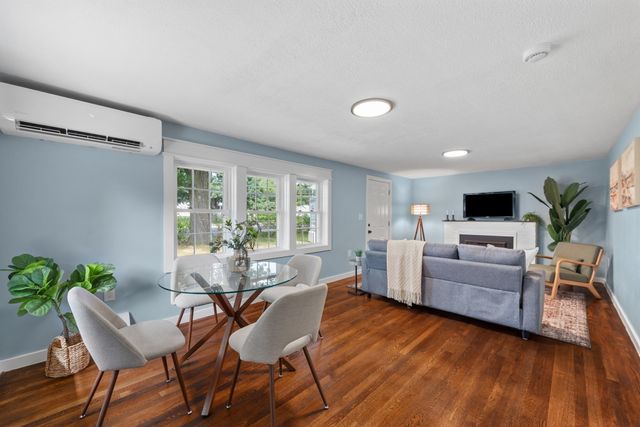 217 W Main Street, Northborough, MA 01532