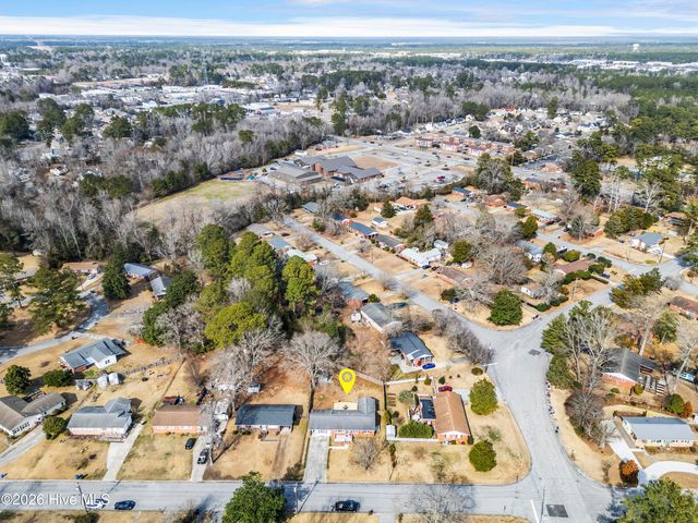 609 Forest Grove Avenue, Jacksonville, NC 28540