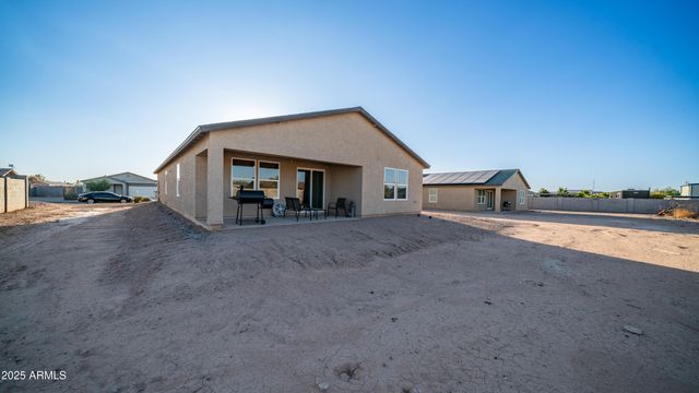 15511 S Bentley Drive, Arizona City, AZ 85123