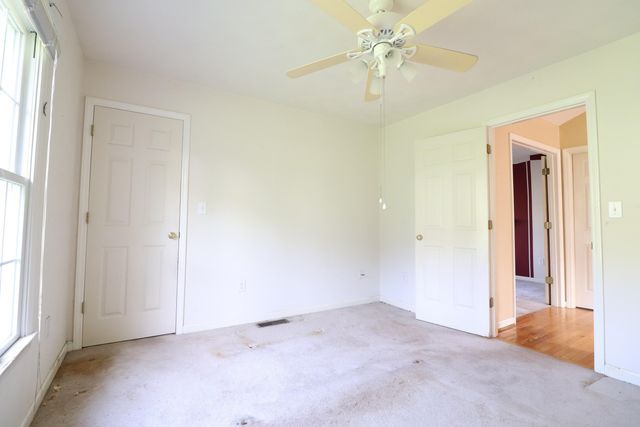 5630 Spring Meadow DR, Roanoke, VA 24018