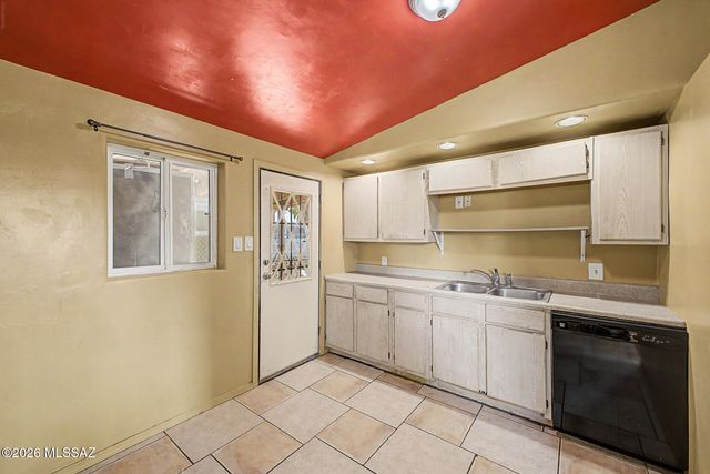 1903 S Amalia Avenue, Tucson, AZ 85713